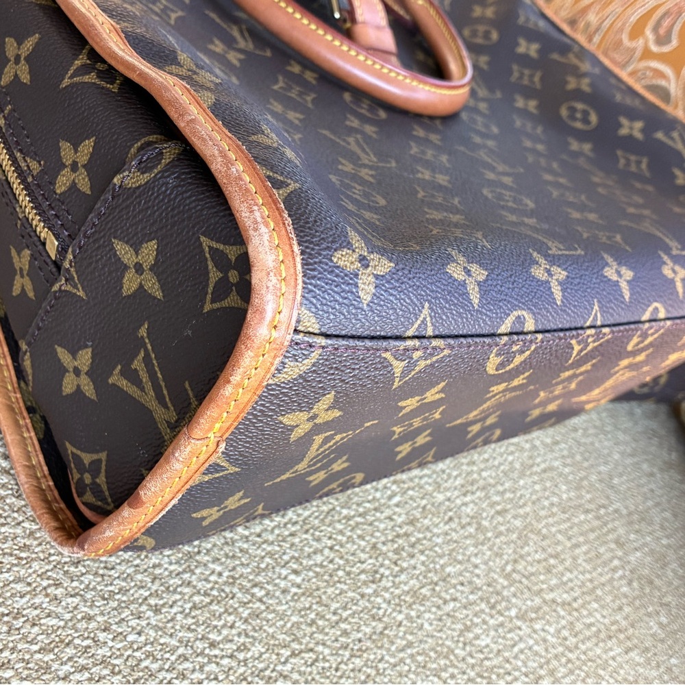 Louis Vuitton Rivoli Business Monogram Elegant - Unisex - Picture 12 of 17